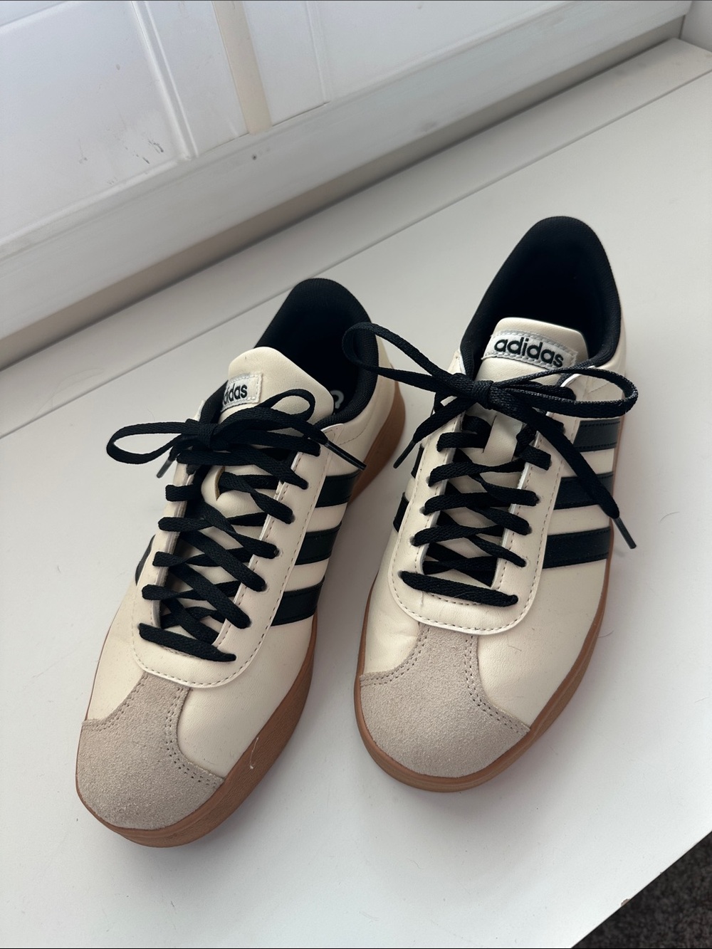 adidas Cream and Black Low-Top Sneakers with Gum Sole